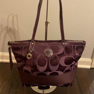 Coach Classic HOBO bag